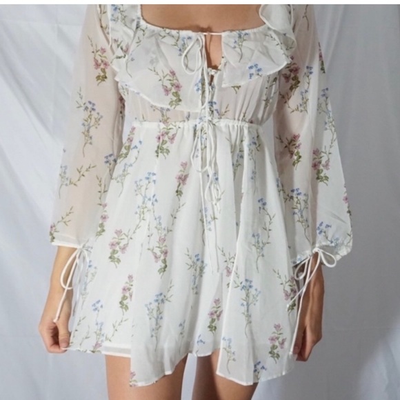 Lillie Chiffon Corset Dress - Picture 3 of 11